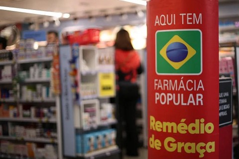 41 medicamentos gratuitos: veja como retirar na Farmácia Popular